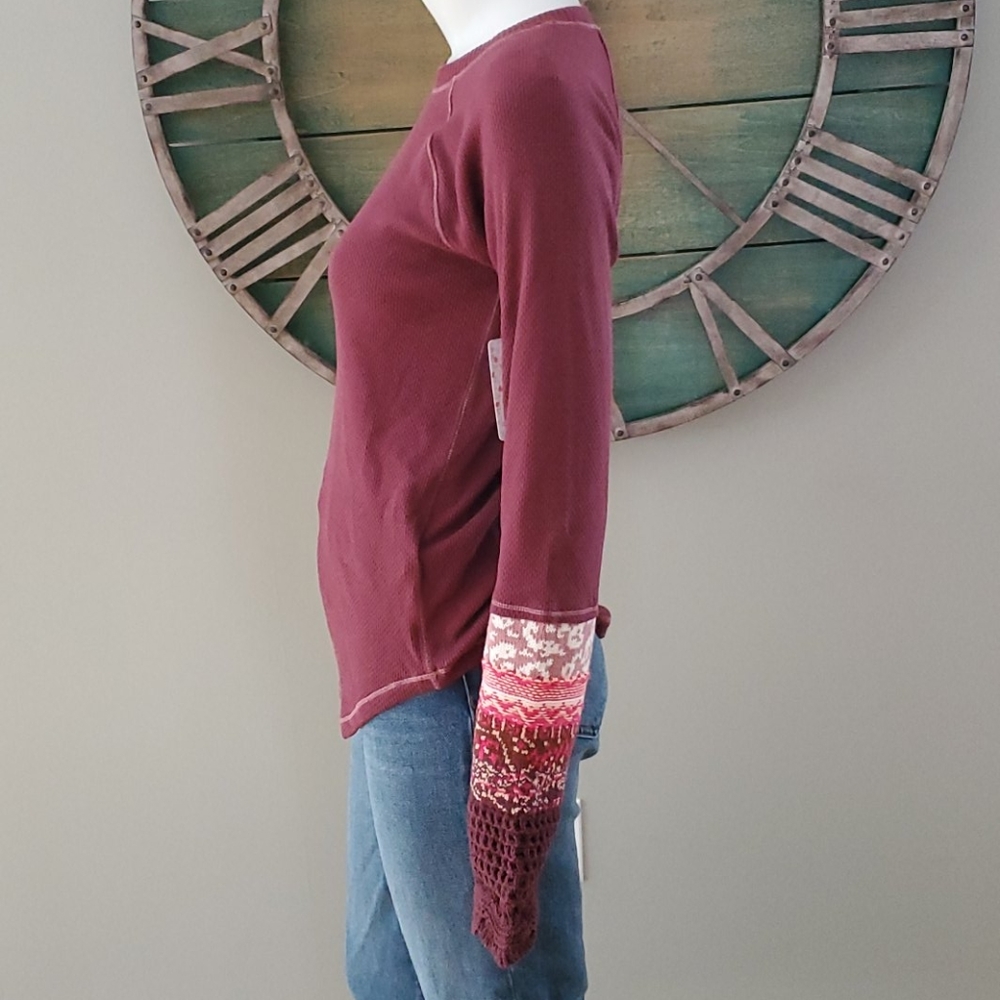 Free People in the mix cuff top - Picture 7 of 16